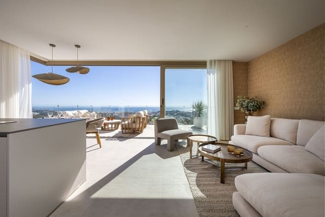 Ático de 2 habitaciones en La Cala de Mijas, Mijas en venta con piscina garaje - 915.000 € (Ref: 9735485)