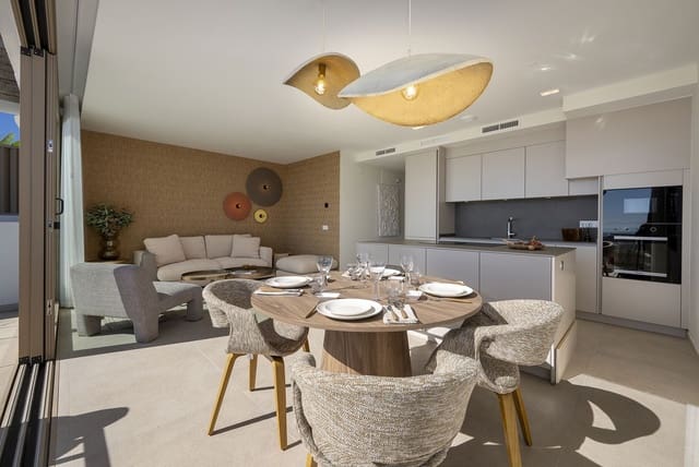 Ático de 2 habitaciones en La Cala de Mijas, Mijas en venta con piscina garaje - 915.000 € (Ref: 9735485)