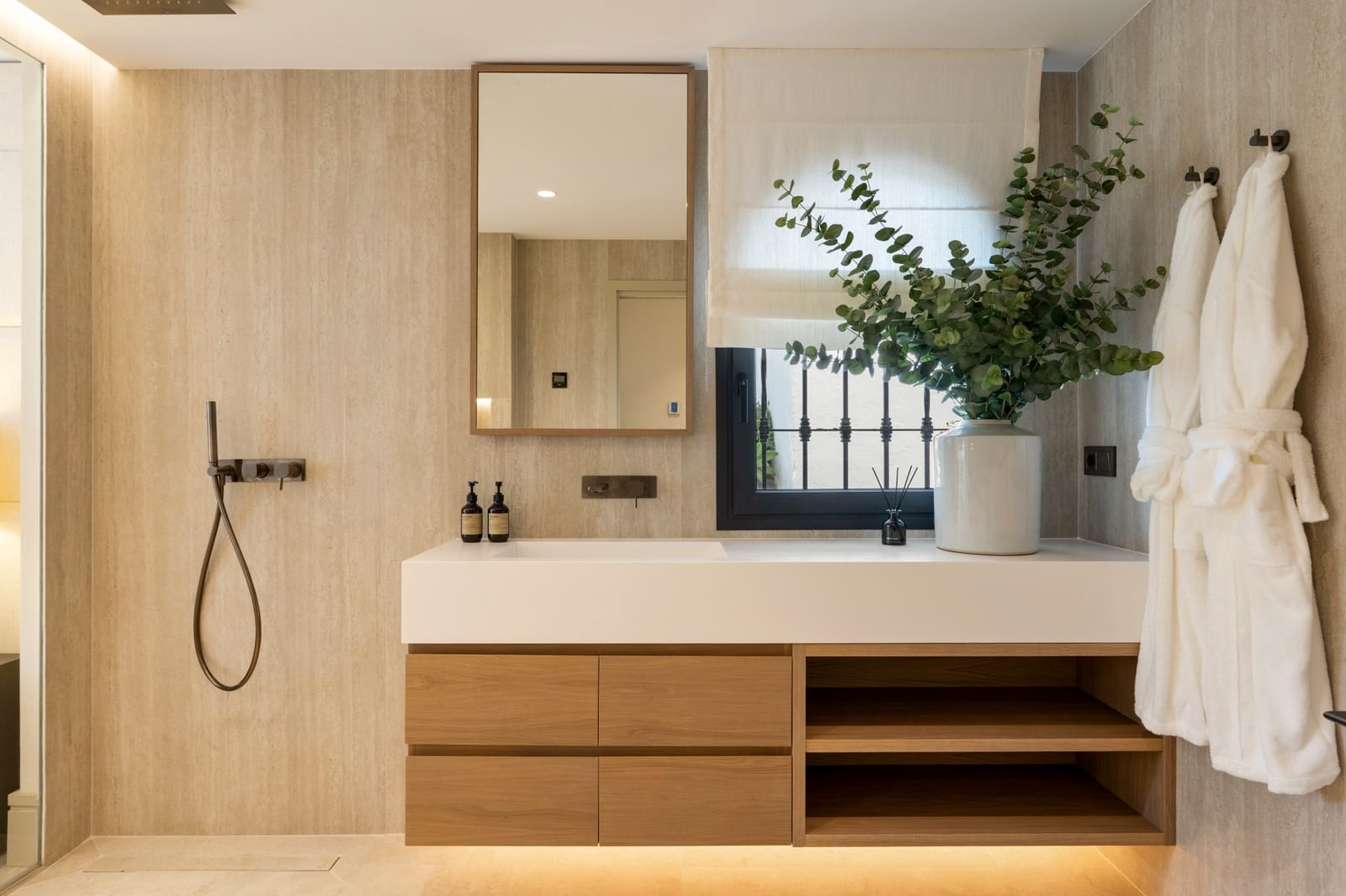 3 bedroom Apartment for sale in Golden Mile with pool garage - € 1,525,000 (Ref: 9738459)