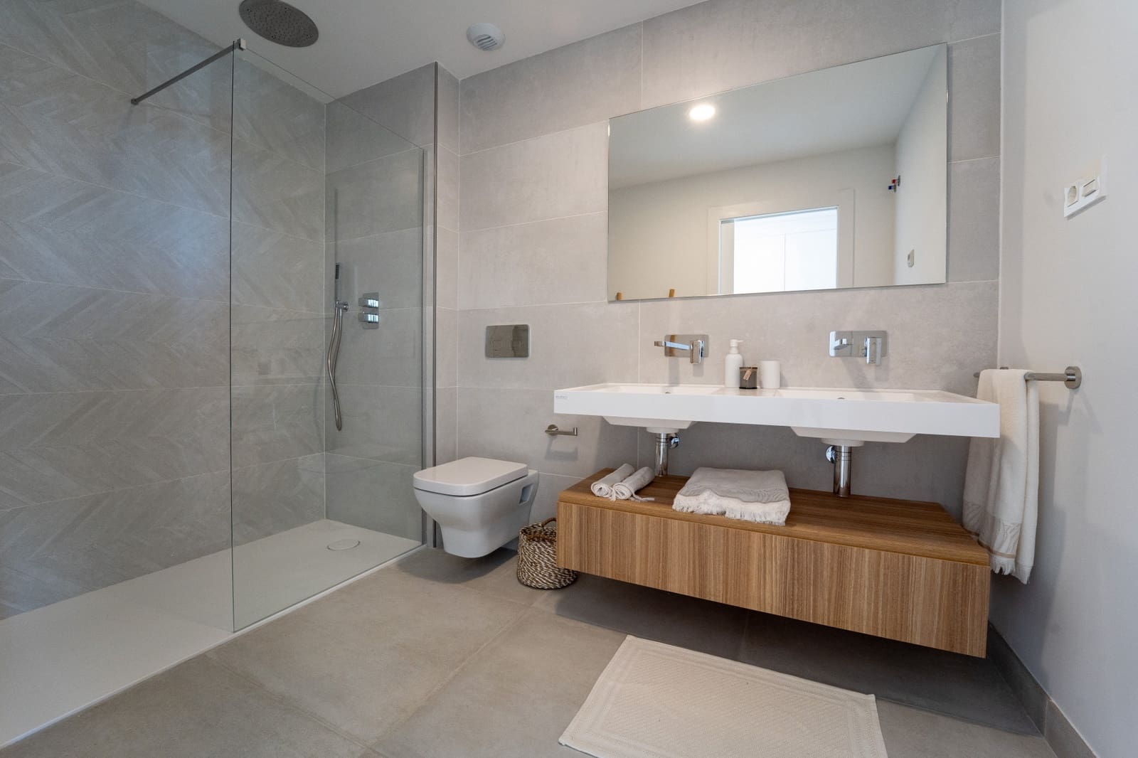 Pareado de 4 habitaciones en El Chaparral en venta con piscina garaje - 839.000 € (Ref: 9745247)