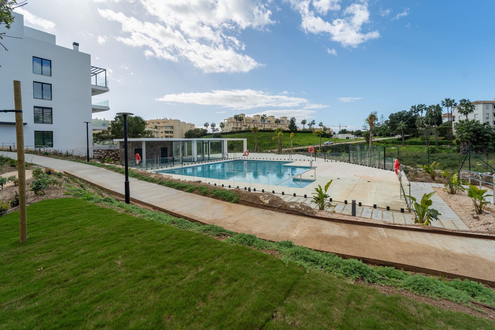 2 sypialnia Apartament na sprzedaż w Mijas Costa z basenem garażem - 455 000 € (Ref: 9745248)