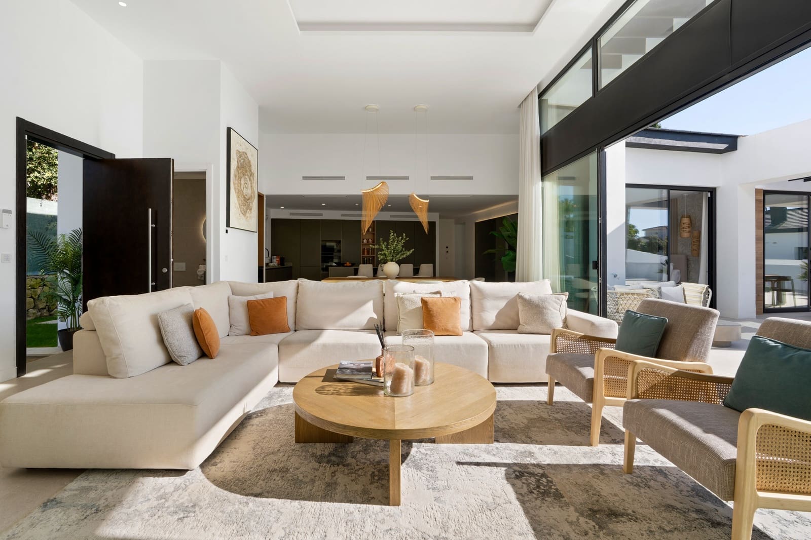 Chalet de 6 habitaciones en Nueva Andalucia en venta con piscina garaje - 4.445.000 € (Ref: 9747005)