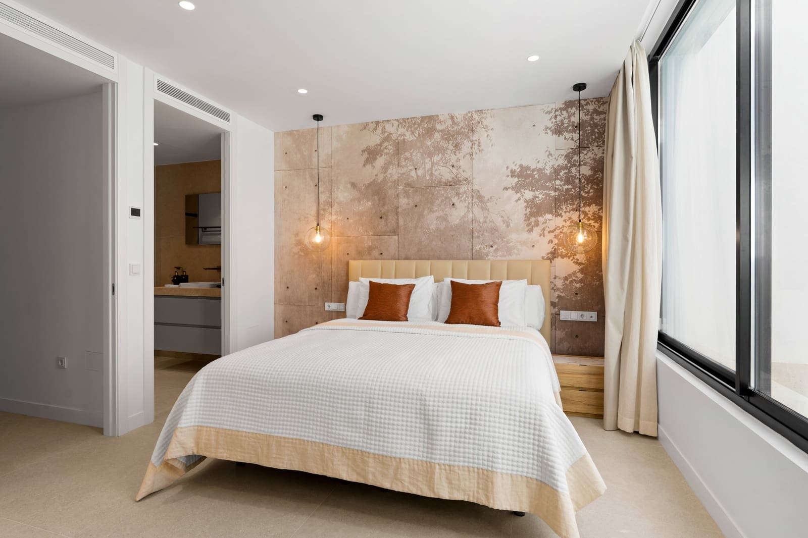 Chalet de 6 habitaciones en Nueva Andalucia en venta con piscina garaje - 4.445.000 € (Ref: 9747005)