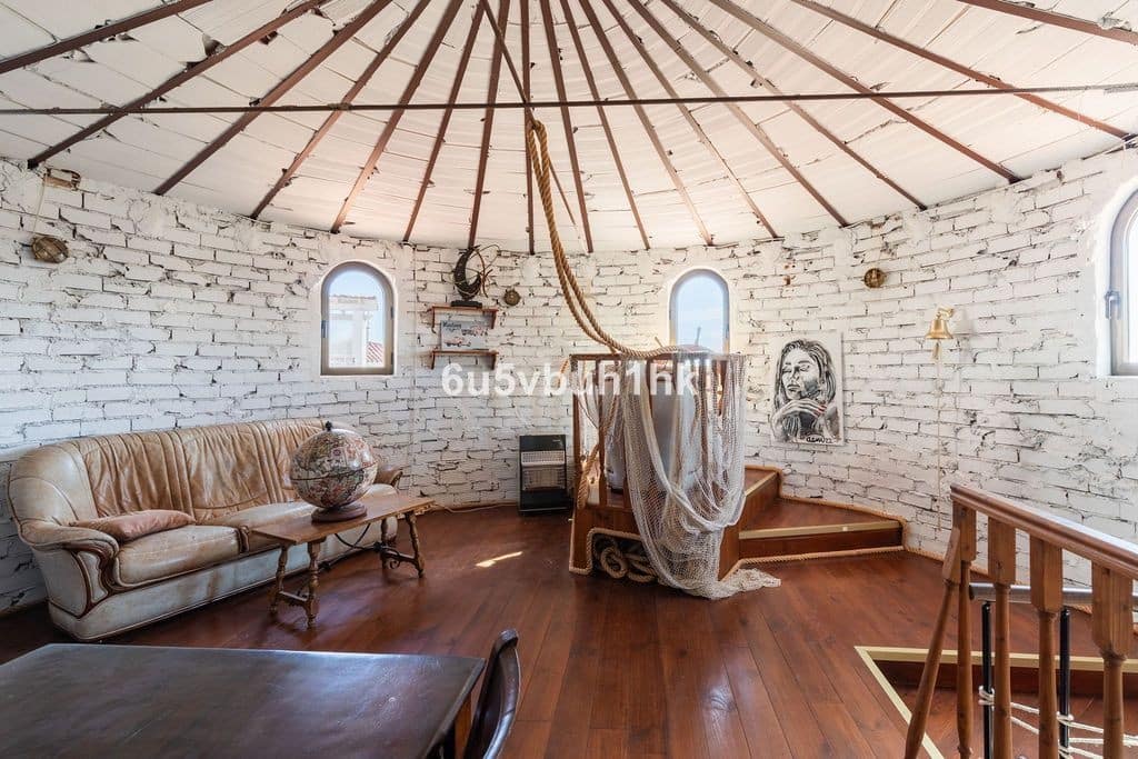 Chalet de 4 habitaciones en Fuengirola en venta con piscina garaje - 1.295.000 € (Ref: 9751902)