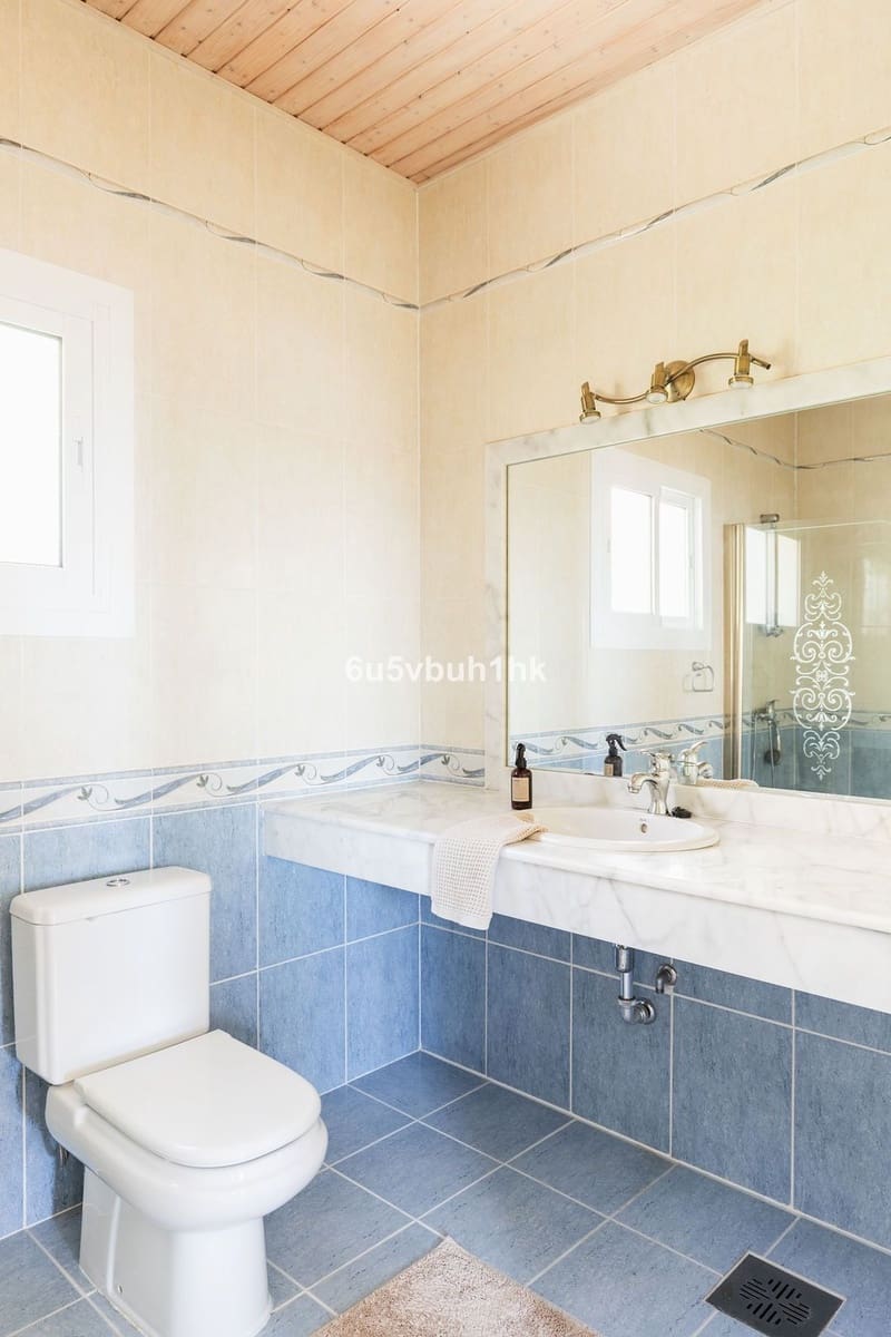 4 soveværelse Villa til salg i Fuengirola med swimmingpool garage - € 1.295.000 (Ref: 9751902)