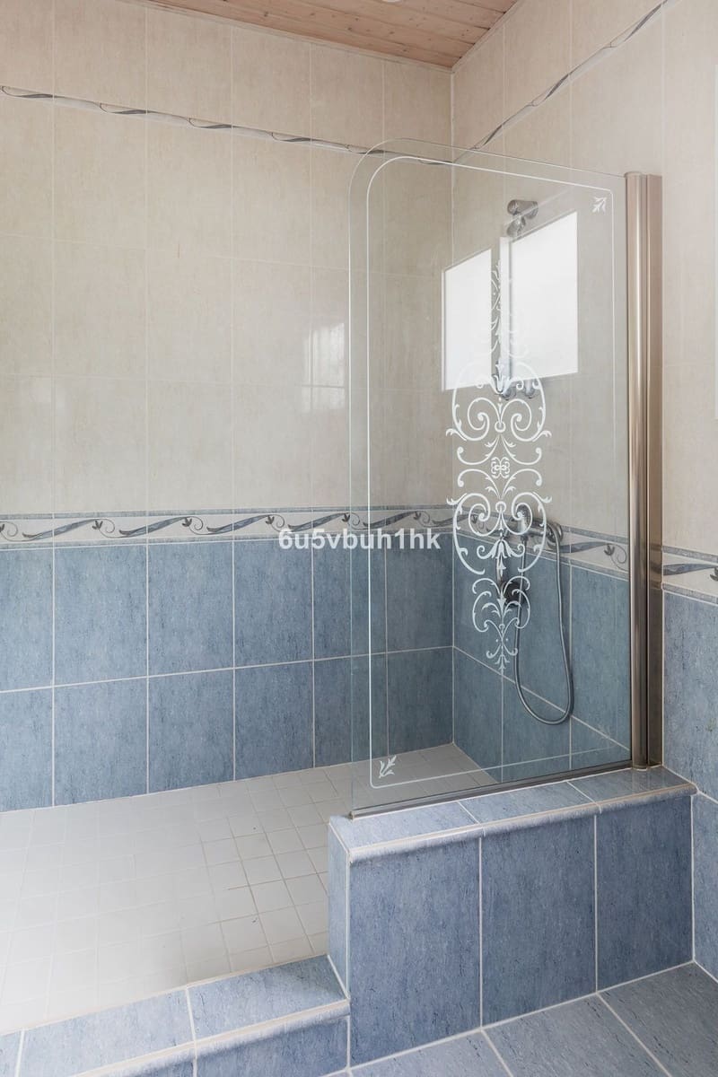 4 soveværelse Villa til salg i Fuengirola med swimmingpool garage - € 1.295.000 (Ref: 9751902)