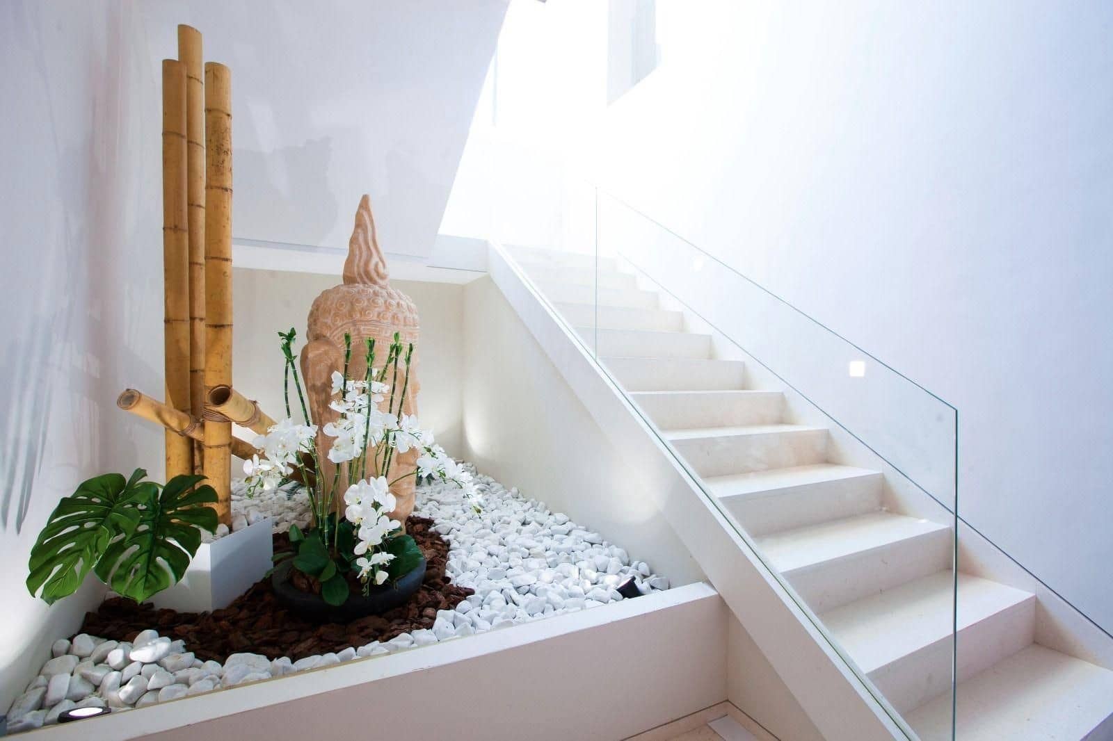 6 soveværelse Villa til salg i Marbella med swimmingpool garage - € 2.500.000 (Ref: 9751903)