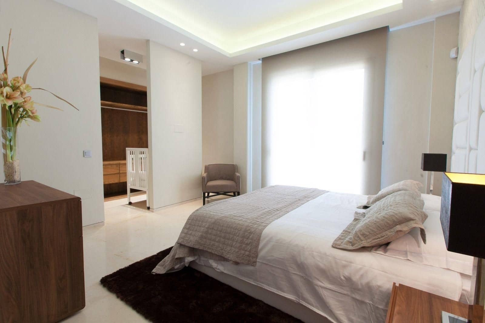 6 soveværelse Villa til salg i Marbella med swimmingpool garage - € 2.500.000 (Ref: 9751903)