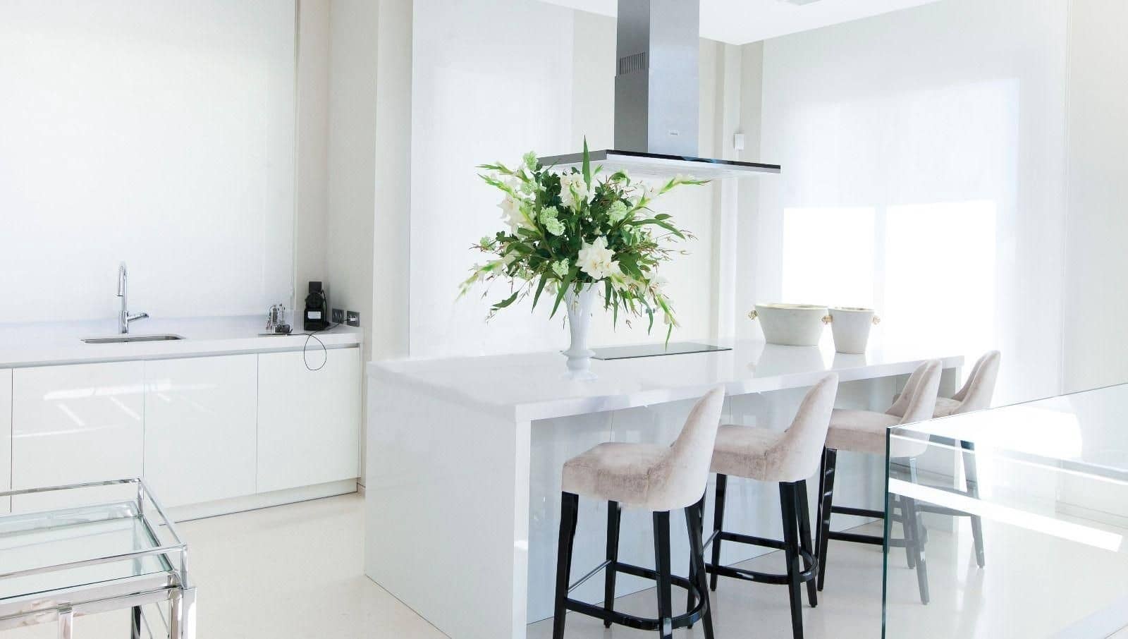 6 soveværelse Villa til salg i Marbella med swimmingpool garage - € 2.500.000 (Ref: 9751903)