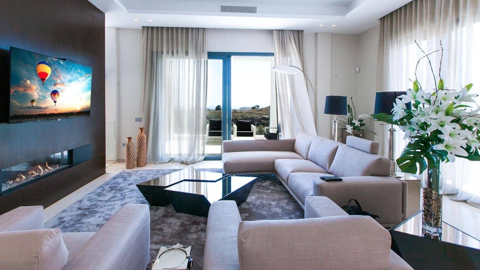 6 soveværelse Villa til salg i Marbella med swimmingpool garage - € 2.500.000 (Ref: 9751903)