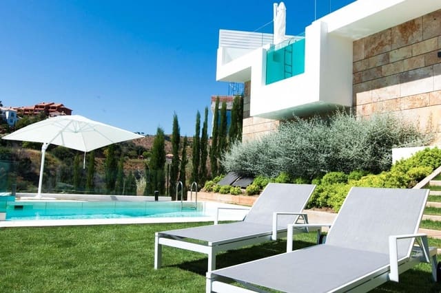 6 quarto Moradia para venda em Marbella com piscina garagem - 2 500 000 € (Ref: 9751903)