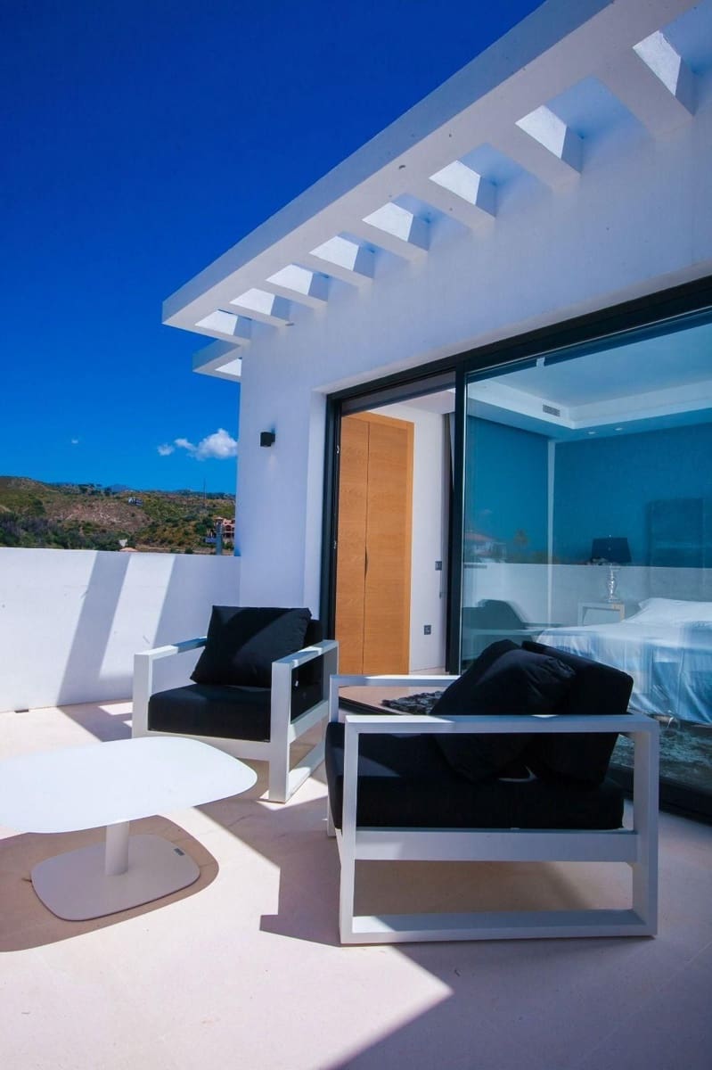 6 sovrum Villa till salu i Marbella med pool garage - 2 500 000 € (Ref: 9751903)