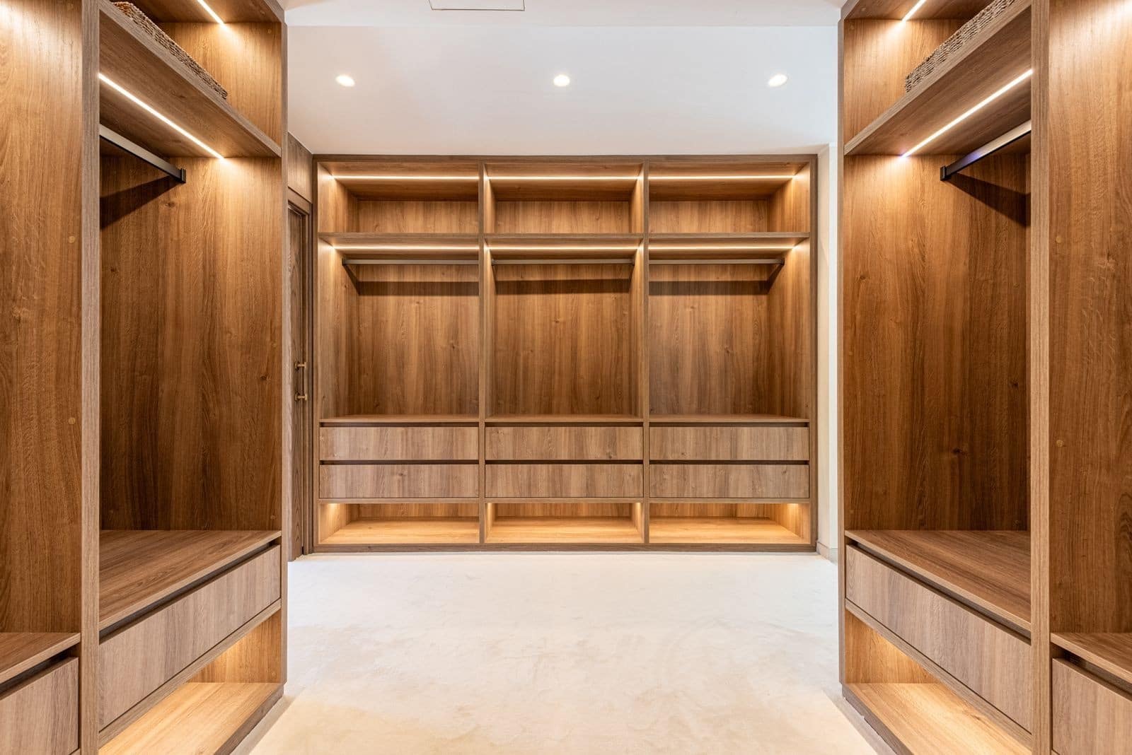 4 chambre Maison de Ville à vendre à Marbella avec piscine garage - 2 495 000 € (Ref: 9751905)