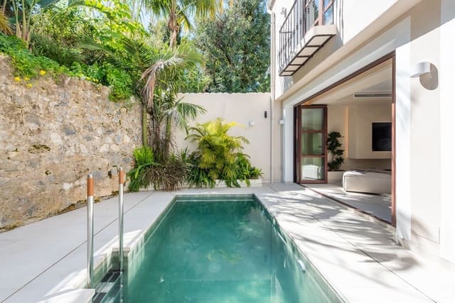 4 sovrum Hus till salu i Marbella med pool garage - 2 495 000 € (Ref: 9751905)