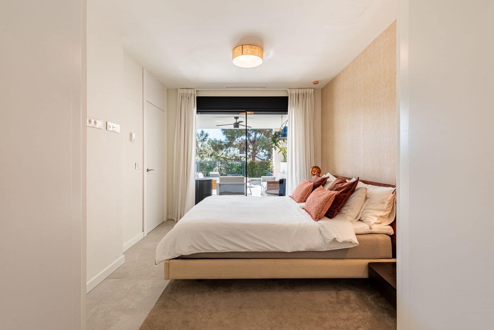 3 soveværelse Byhus til salg i Marbella med swimmingpool garage - € 1.395.000 (Ref: 9751906)