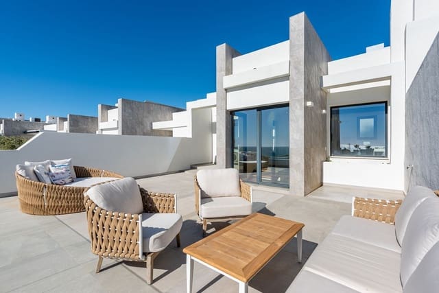 3 soveværelse Byhus til salg i Marbella med swimmingpool garage - € 1.395.000 (Ref: 9751906)