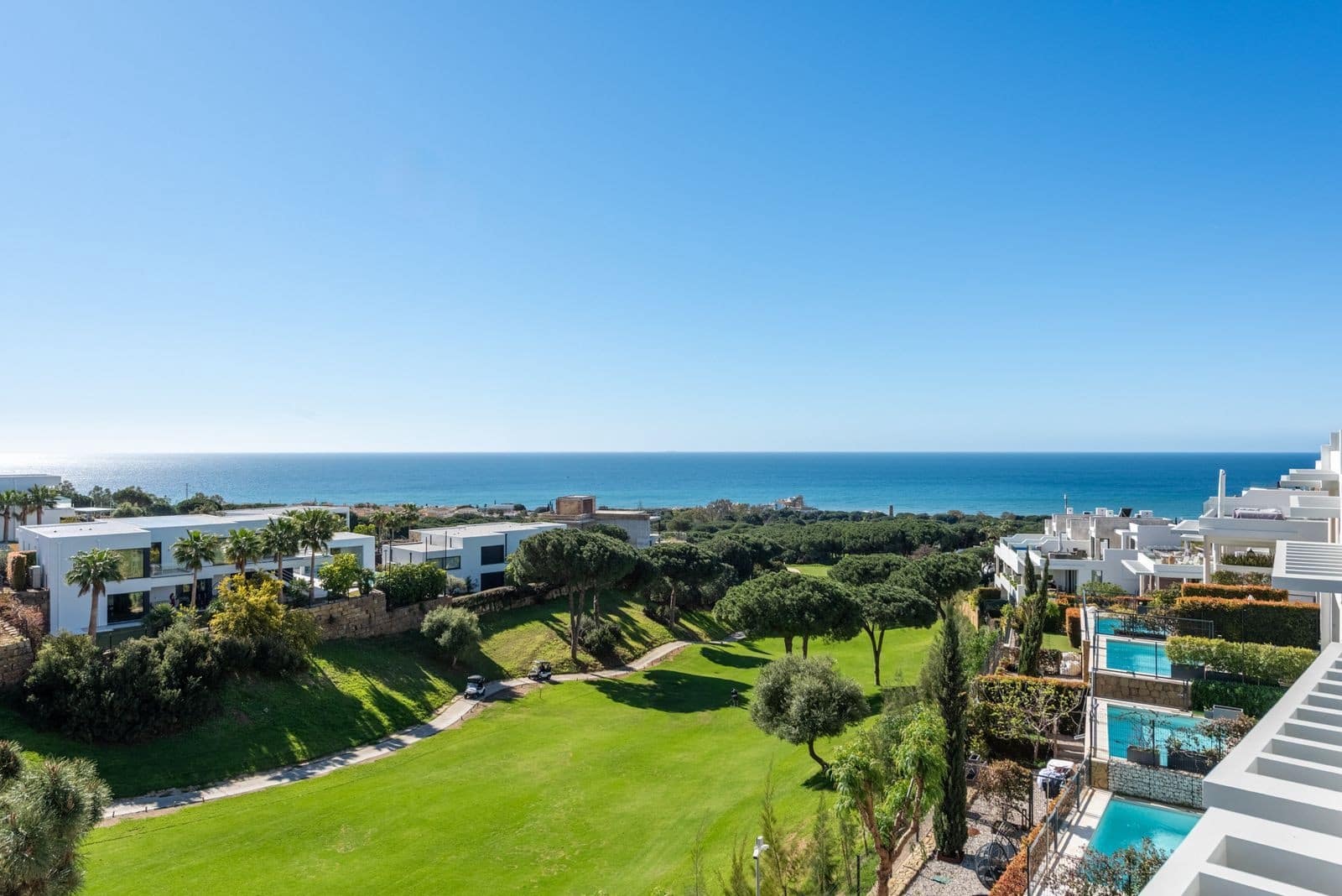 3 soveværelse Byhus til salg i Marbella med swimmingpool garage - € 1.395.000 (Ref: 9751906)