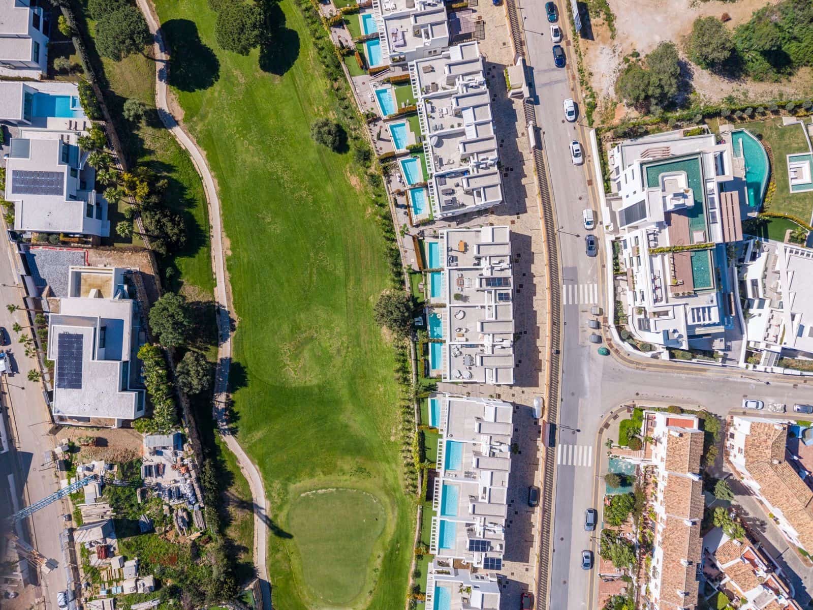 3 soveværelse Byhus til salg i Marbella med swimmingpool garage - € 1.395.000 (Ref: 9751906)