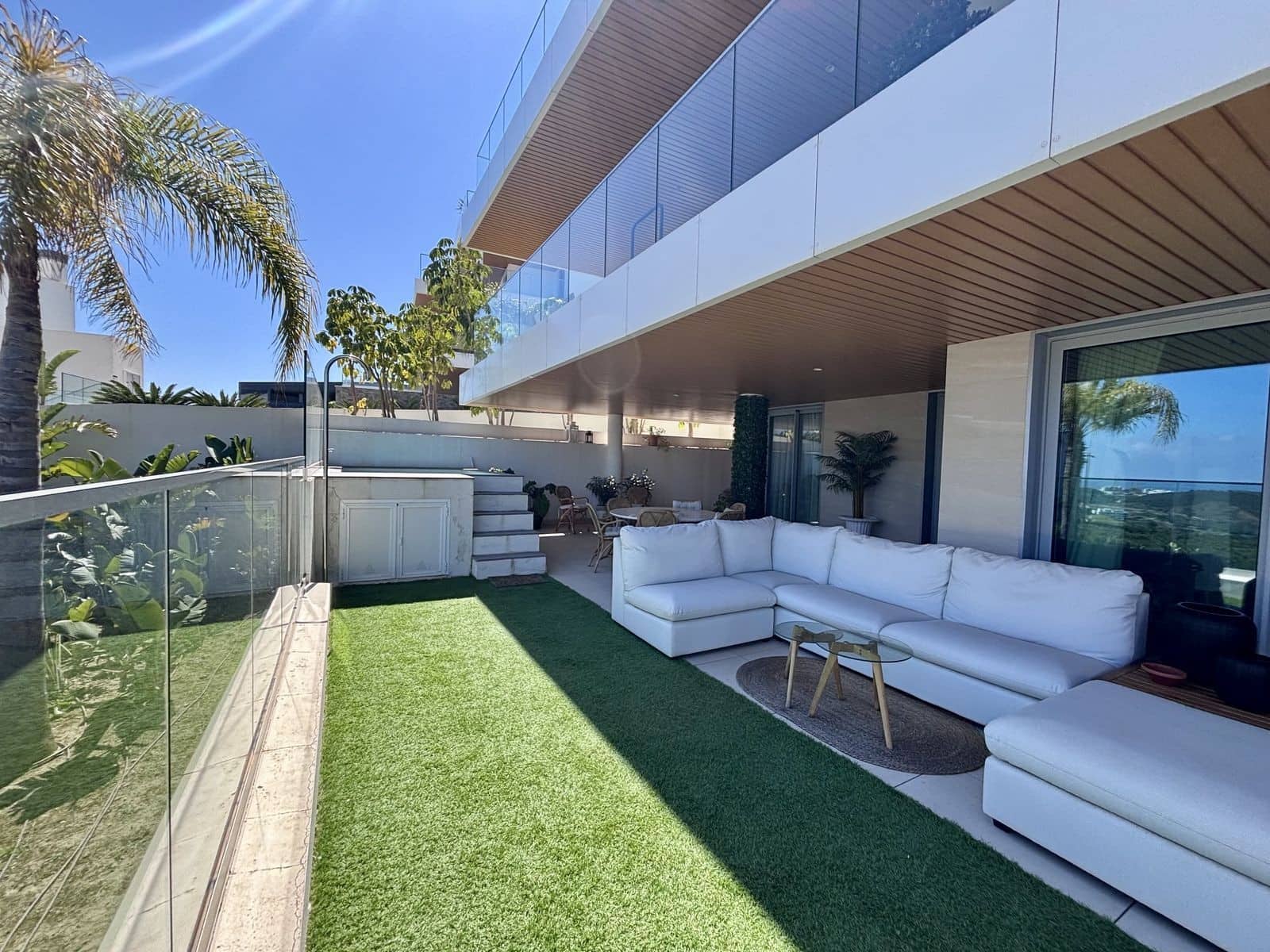 3 soveværelse Lejlighed til salg i La Cala de Mijas med swimmingpool garage - € 925.000 (Ref: 9751907)