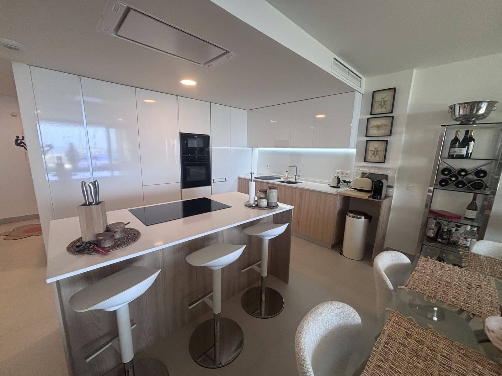 3 soveværelse Lejlighed til salg i La Cala de Mijas med swimmingpool garage - € 925.000 (Ref: 9751907)