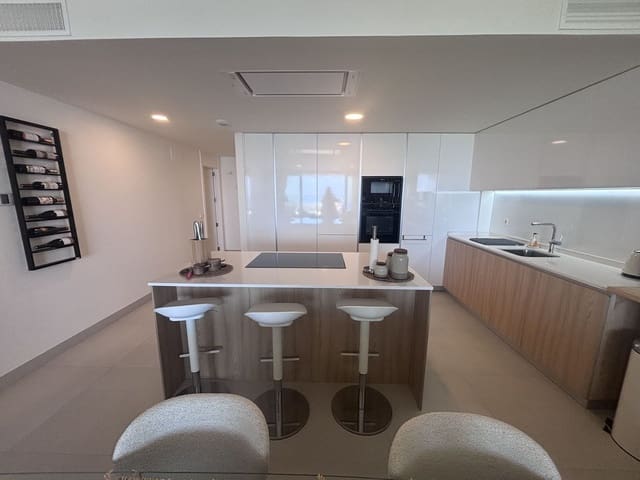 3 sovrum Lägenhet till salu i La Cala de Mijas, Mijas med pool garage - 925 000 € (Ref: 9751907)