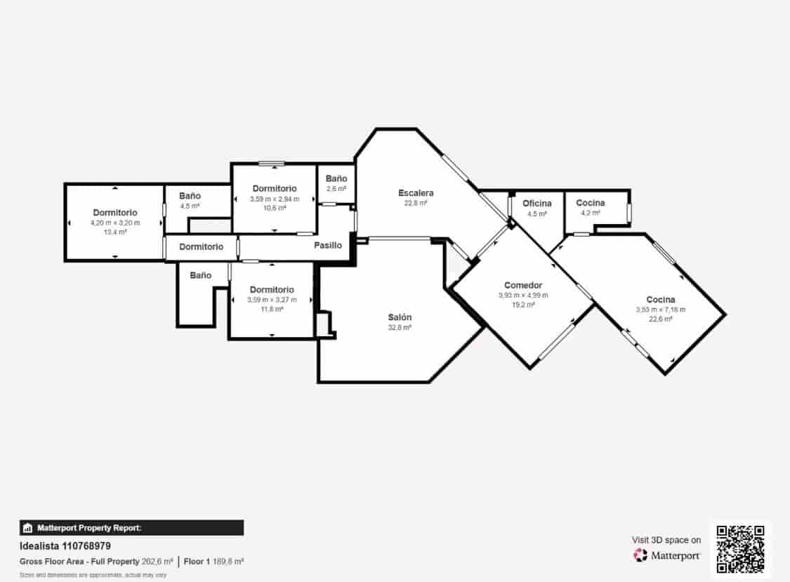 4 bedroom Villa for sale in Mijas with pool garage - € 1,500,000 (Ref: 9758827)
