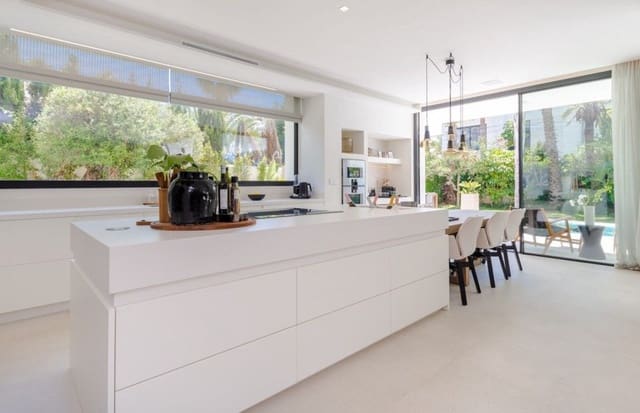 4 chambre Villa/Maison à vendre à Marbella avec piscine garage - 3 495 000 € (Ref: 9761898)