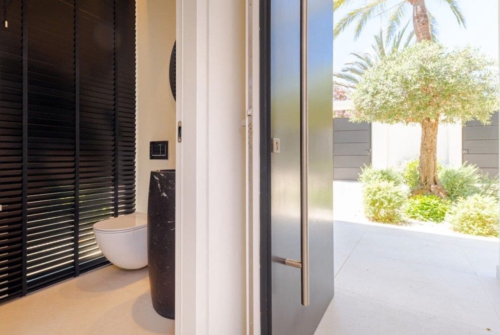 4 soveværelse Villa til salg i Marbella med swimmingpool garage - € 3.495.000 (Ref: 9761898)