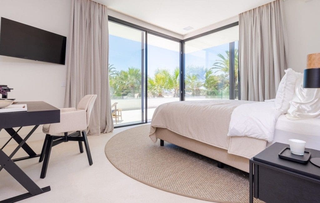 4 soveværelse Villa til salg i Marbella med swimmingpool garage - € 3.495.000 (Ref: 9761898)