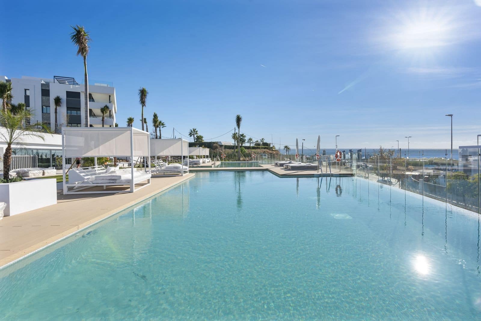 3 quarto Apartamento para venda em Marbella com piscina garagem - 1 495 000 € (Ref: 9763596)