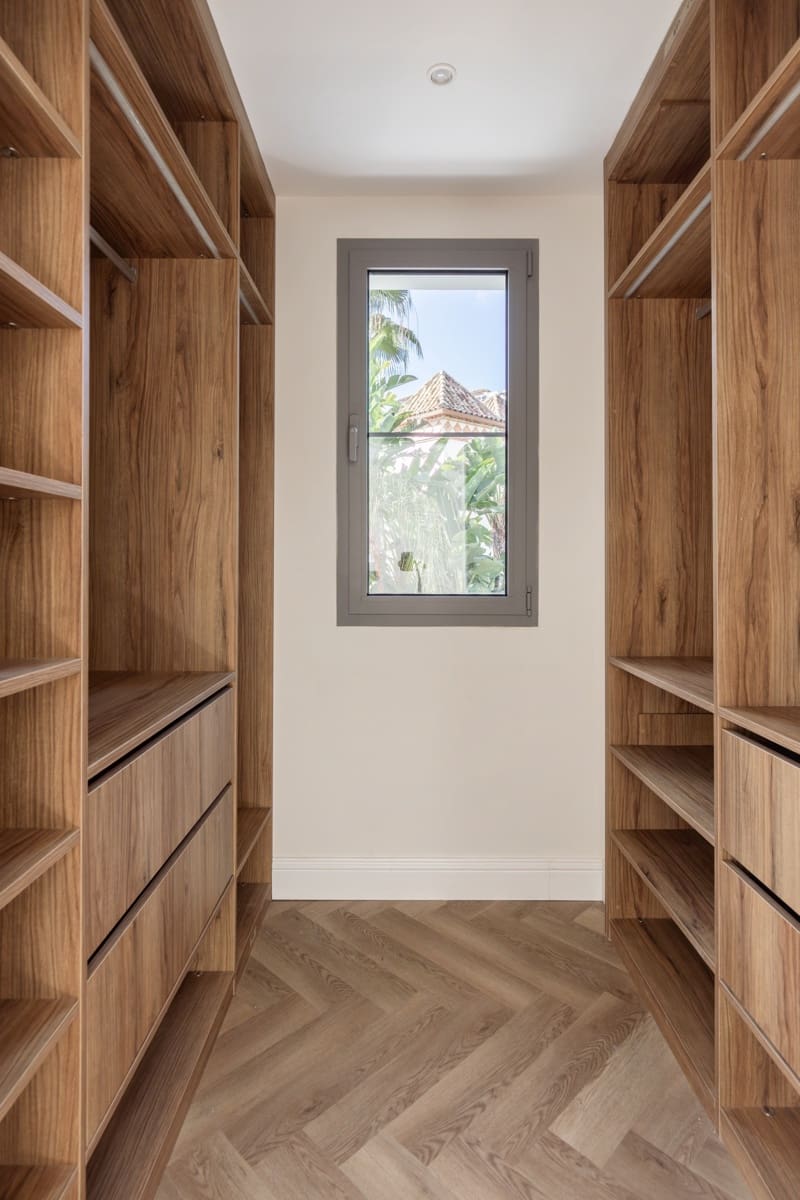 4 soverom Villa til salgs i Benahavis med svømmebasseng garasje - € 3 895 000 (Ref: 9770573)