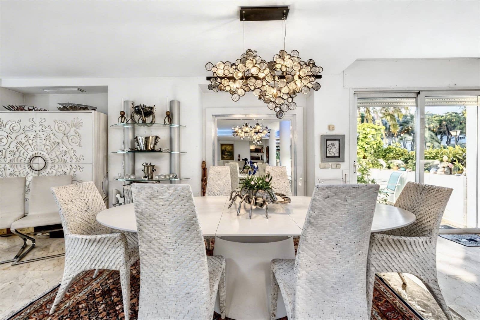 3 bedroom Villa for sale in Estepona with pool garage - € 2,950,000 (Ref: 9772912)