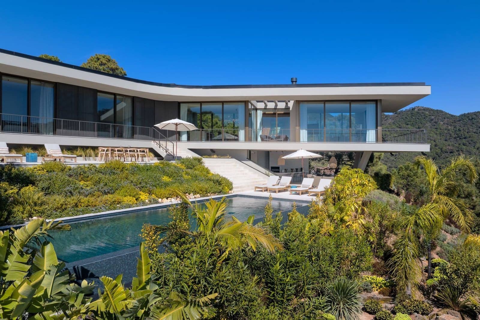 5 soveværelse Villa til salg i Benahavis med swimmingpool garage - € 4.590.000 (Ref: 9772916)