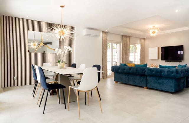 4 makuuhuone Huvila myytävänä paikassa Bel-Air, Estepona mukana uima-altaan 
autotalli - 1 770 000 € (Ref: 9772918)