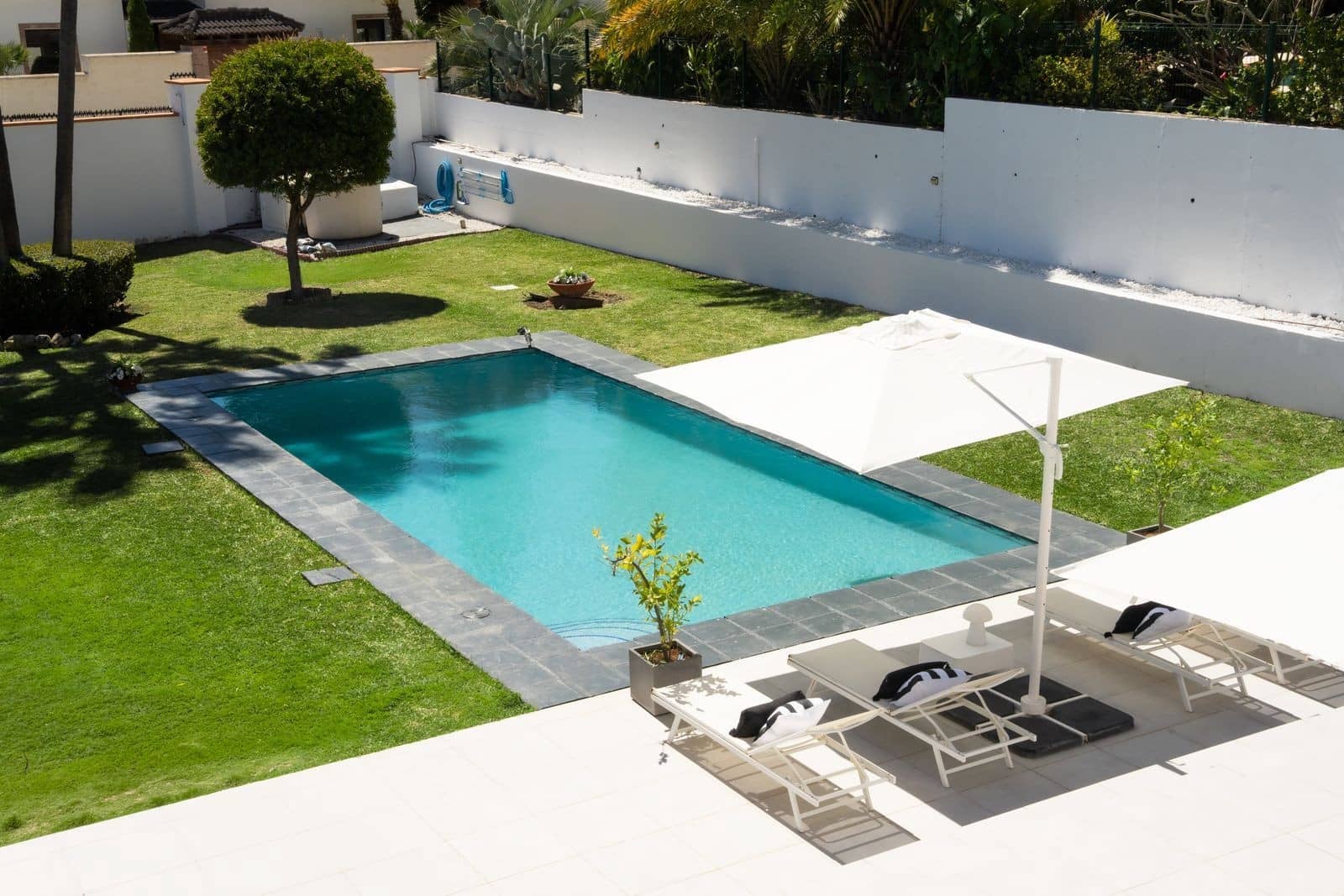 4 soverom Villa til salgs i Bel-Air med svømmebasseng garasje - € 1 770 000 (Ref: 9772918)