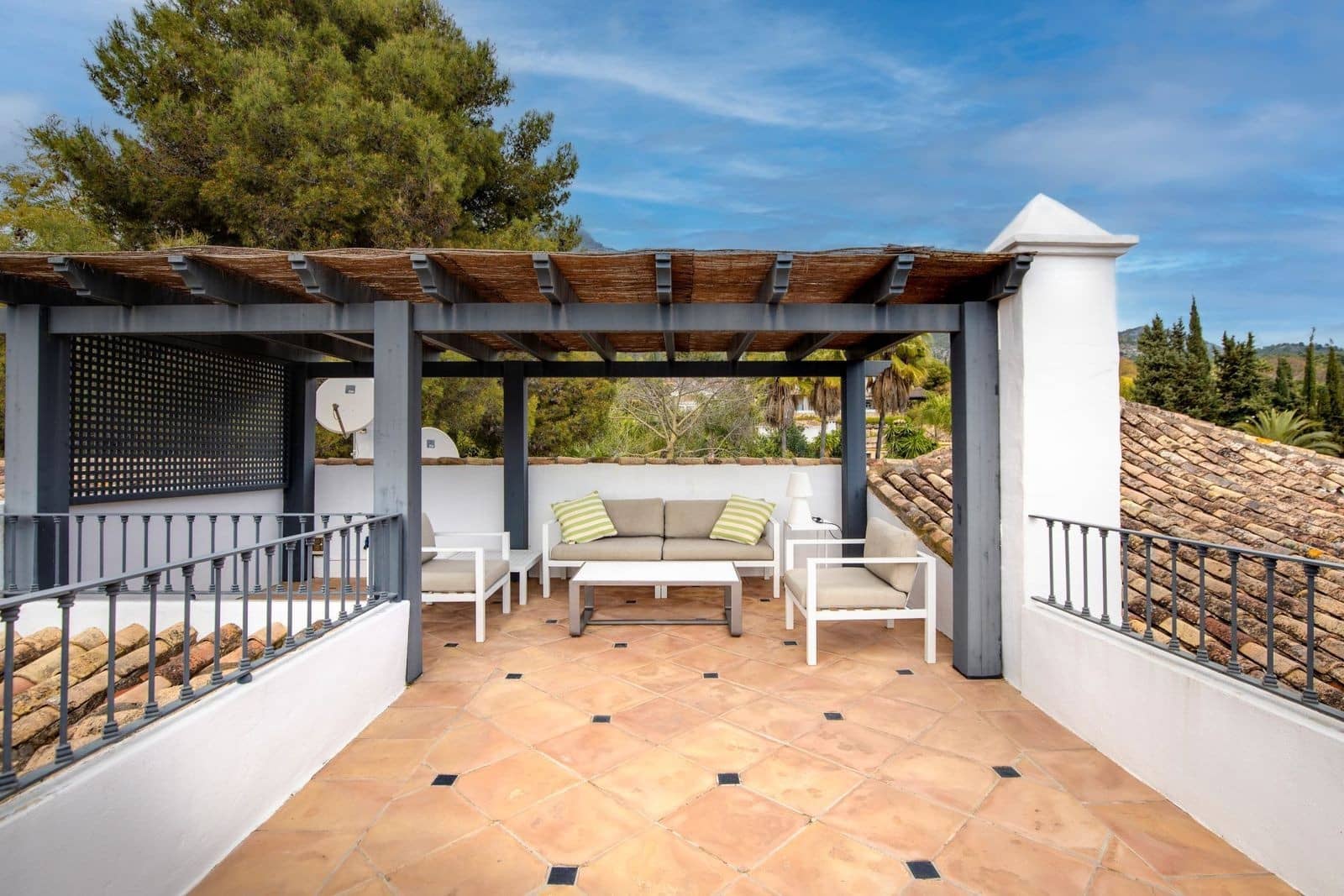 5 sovrum Villa till salu i Marbella med pool garage - 4 850 000 € (Ref: 9772920)