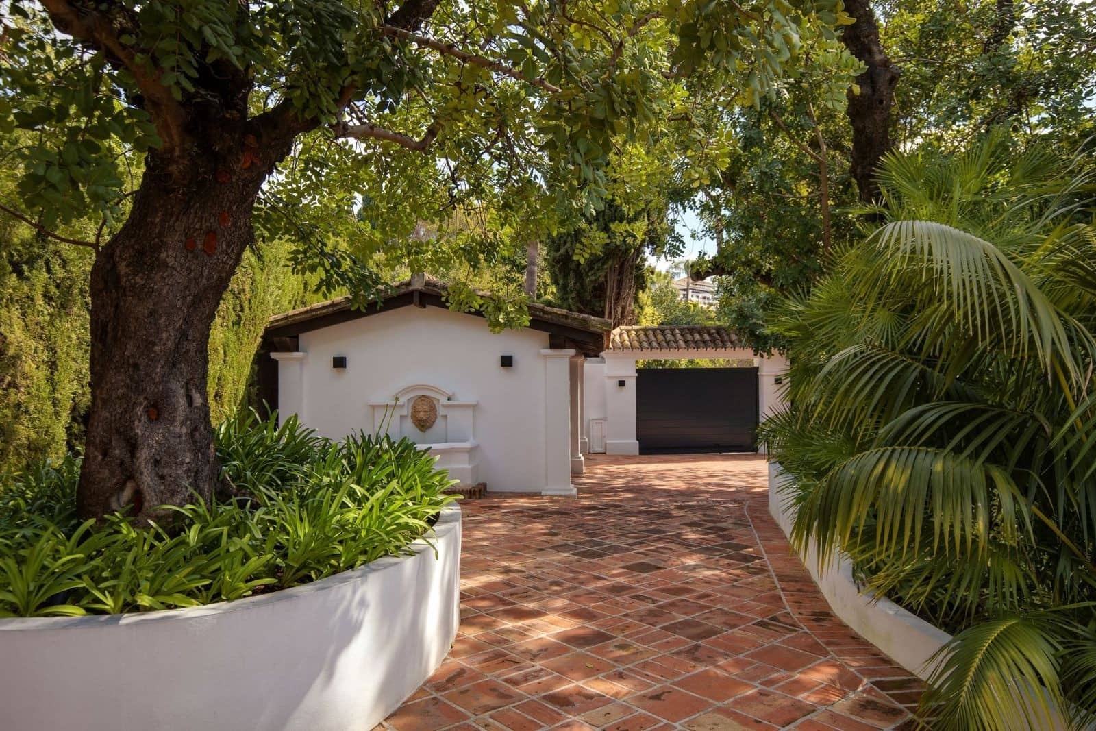 5 sovrum Villa till salu i Marbella med pool garage - 4 850 000 € (Ref: 9772920)