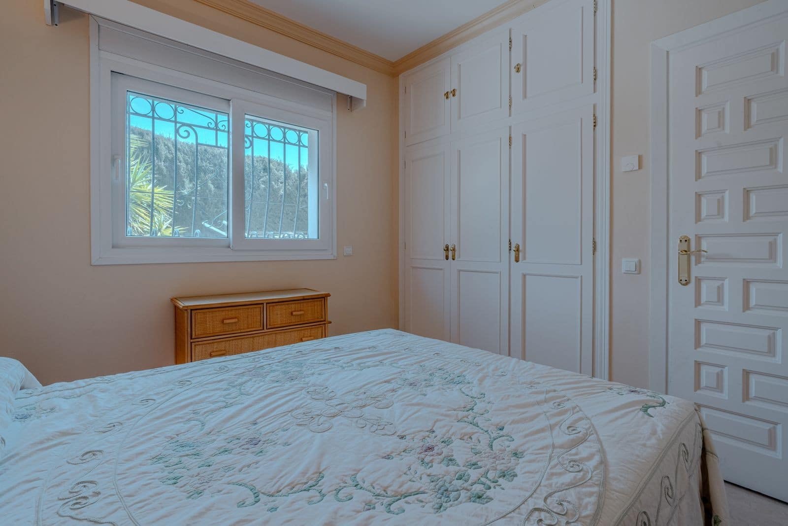 5 camera da letto Villa in vendita in El Paraiso con piscina garage - 2.150.000 € (Rif: 9772922)