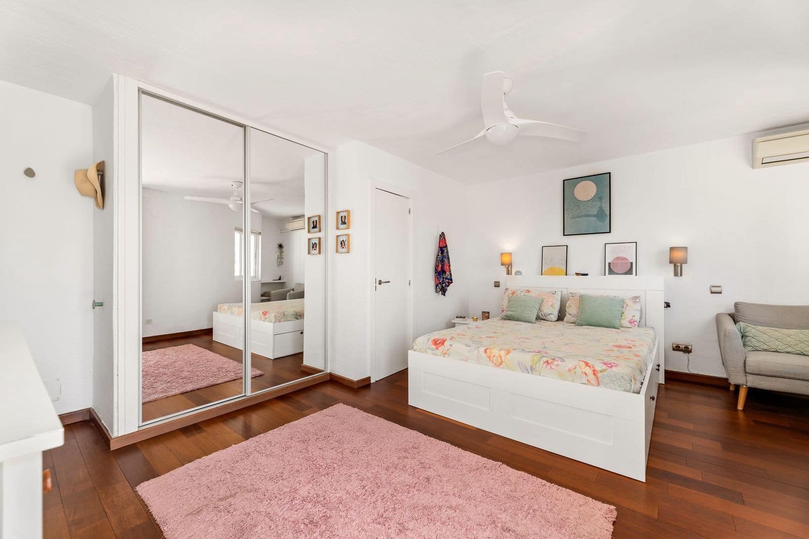 3 bedroom Villa for sale in Mijas Costa with pool garage - € 1,100,000 (Ref: 9772923)