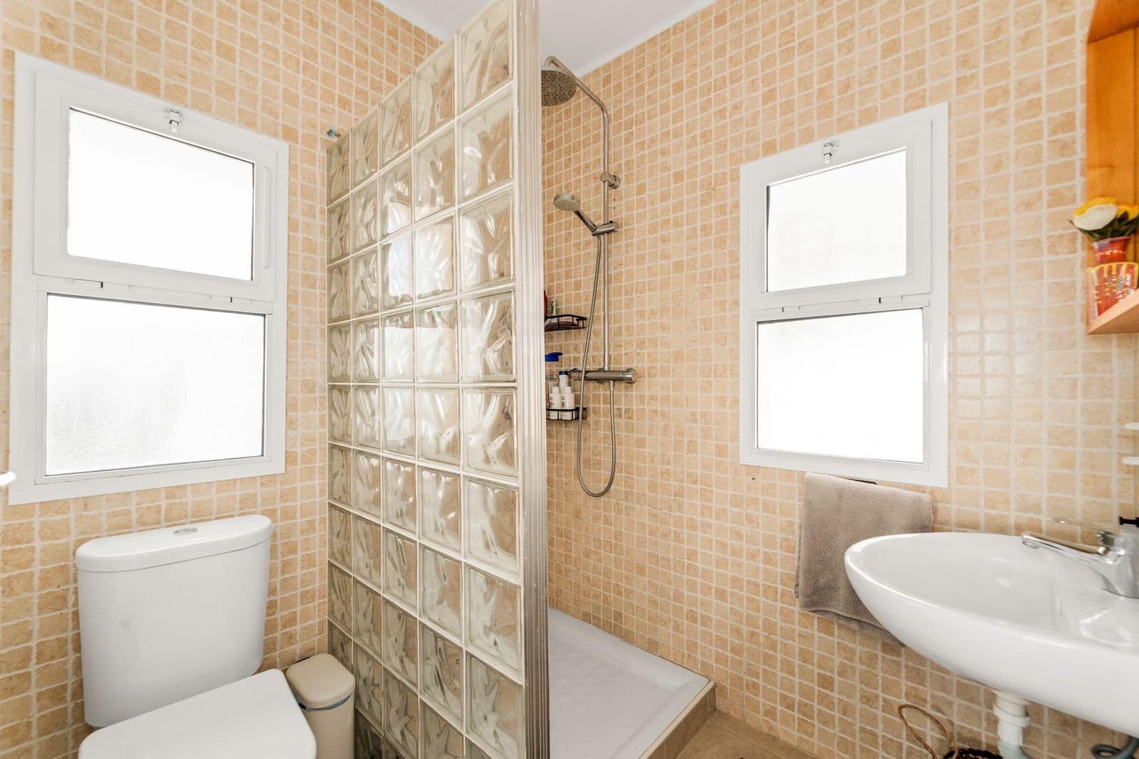 3 bedroom Villa for sale in Mijas Costa with pool garage - € 1,100,000 (Ref: 9772923)