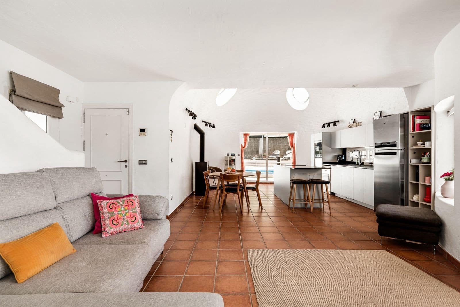 3 soveværelse Villa til salg i Mijas Costa med swimmingpool garage - € 1.100.000 (Ref: 9772923)