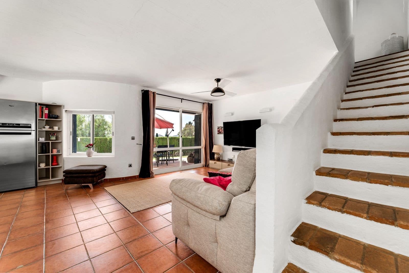 3 soveværelse Villa til salg i Mijas Costa med swimmingpool garage - € 1.100.000 (Ref: 9772923)