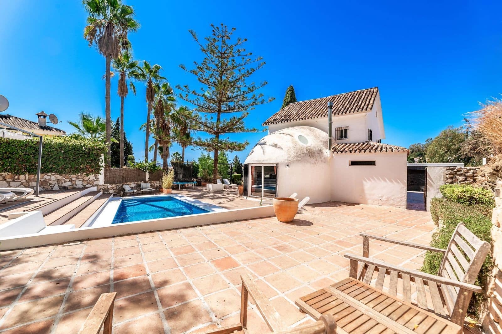 3 soveværelse Villa til salg i Mijas Costa med swimmingpool garage - € 1.100.000 (Ref: 9772923)