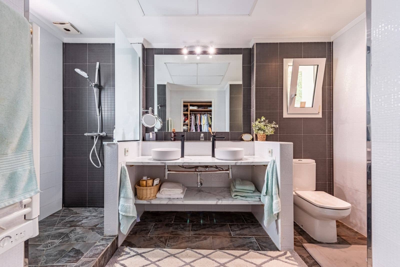 6 soveværelse Villa til salg i Mijas Costa med swimmingpool garage - € 1.595.000 (Ref: 9772924)