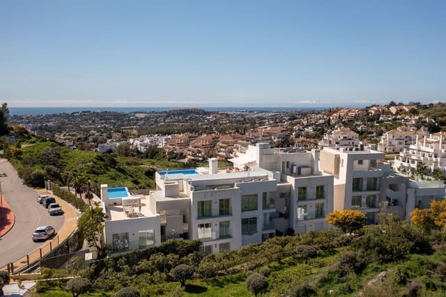 2 slaapkamer Penthouse te koop in Nueva Andalucia, Marbella met zwembad garage - € 950.000 (Ref: 9772925)