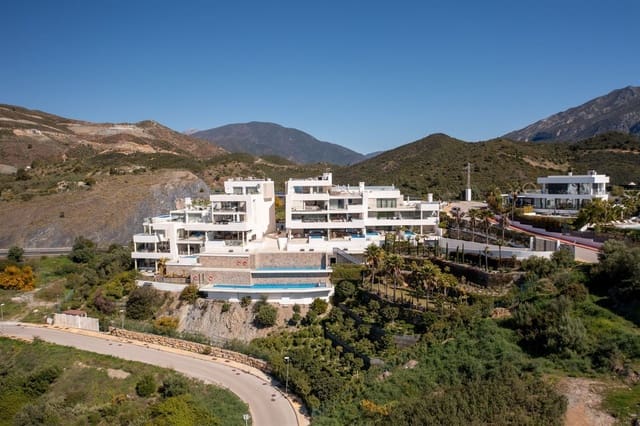 2 slaapkamer Penthouse te koop in Nueva Andalucia, Marbella met zwembad garage - € 950.000 (Ref: 9772925)