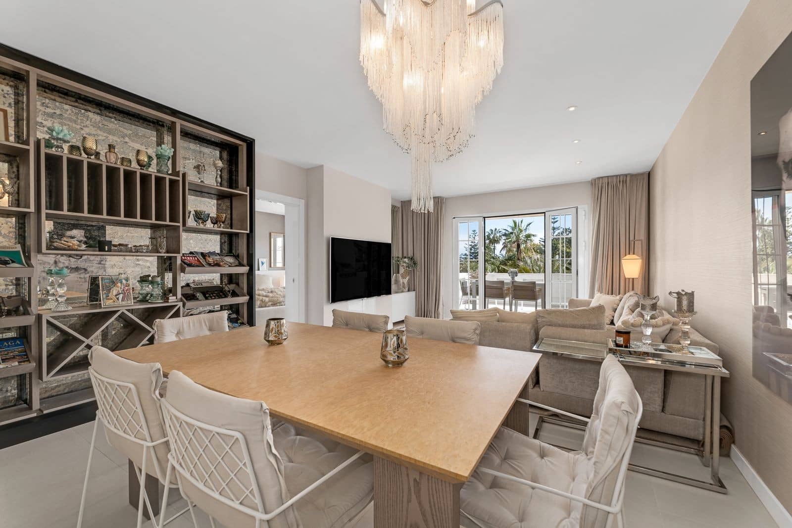 3 Zimmer Apartment zu verkaufen in Marbella mit Pool Garage - 2.985.000 € (Ref: 9772926)