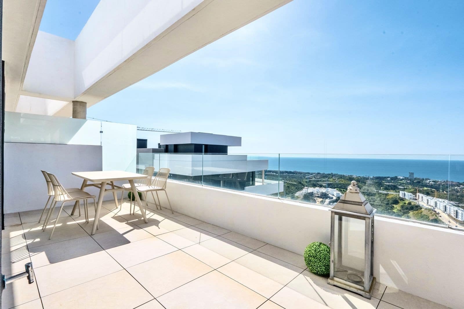 2 sypialnia Apartament na sprzedaż w Marbella z basenem garażem - 600 000 € (Ref: 9772928)