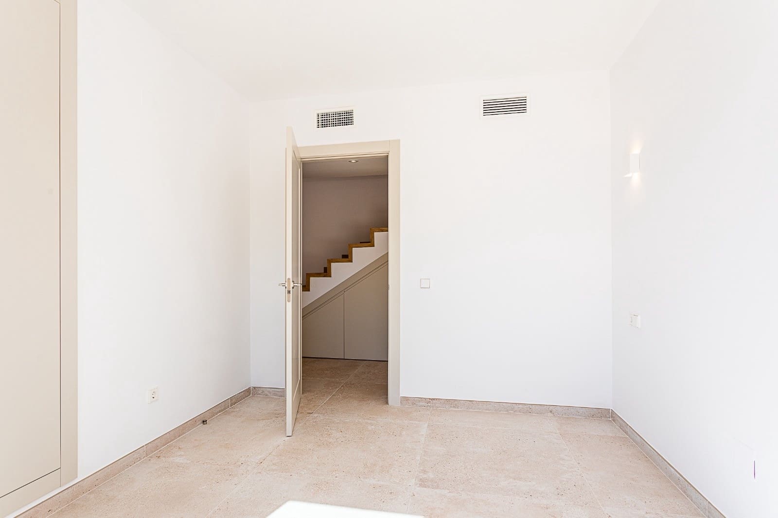 3 slaapkamer Penthouse te koop in Marbella met garage - € 709.000 (Ref: 9777990)