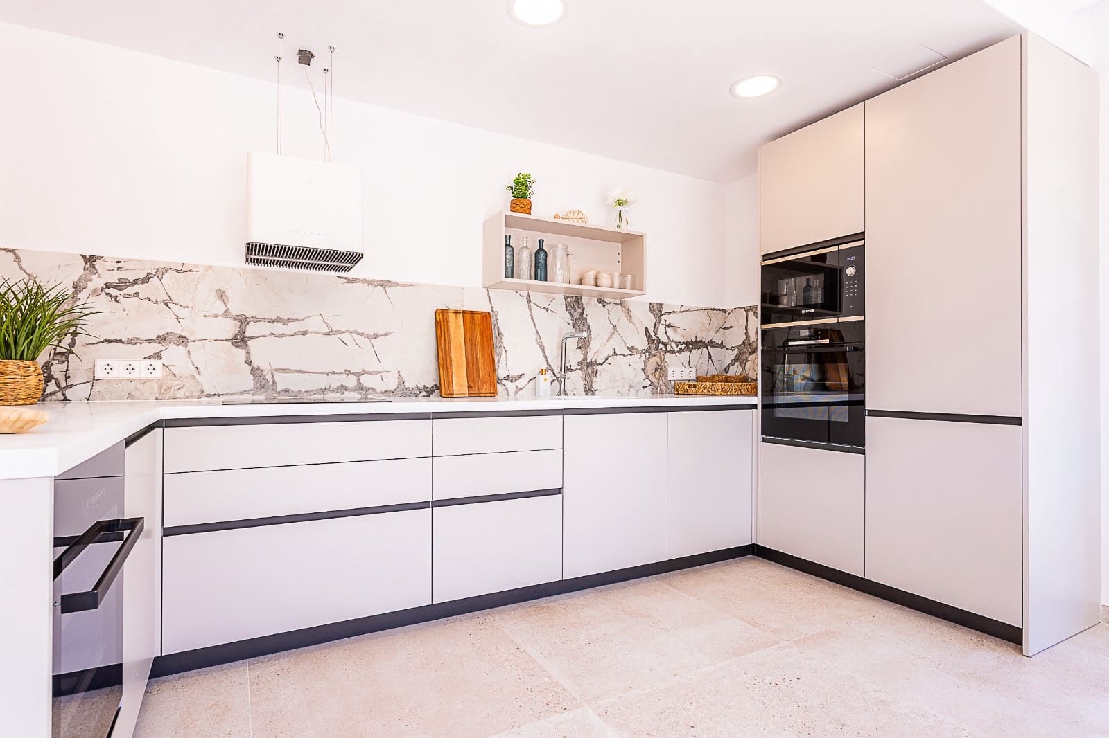 3 slaapkamer Penthouse te koop in Marbella met garage - € 709.000 (Ref: 9777990)